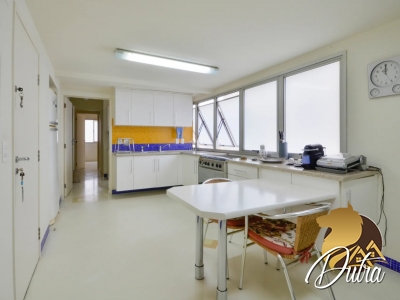 Edifício Geny Chen Itaim Bibi 300m² 03 Dormitórios 02 Suítes 2 Vagas