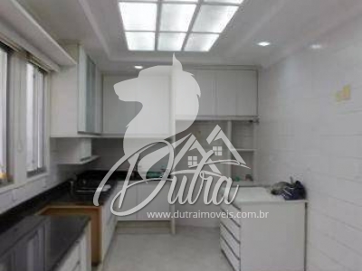 Padrão Jardim Paulista 346m² 04 Dormitórios 04 Suítes 6 Vagas