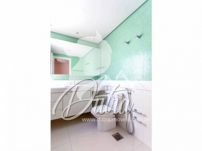 Cristal Park Vila Nova Conceição 450m² 04 Dormitórios 04 Suítes 4 Vagas