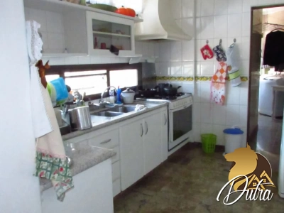 Edifício Jardim Alabastro Aclimação 226m² 04 Dormitórios 03 Suítes 3 Vagas