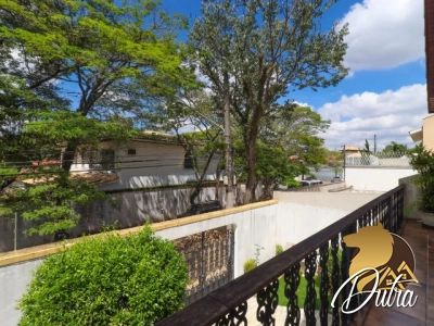 Padrão Jardim Morumbi 460m² 04 Dormitórios 02 Suítes 4 Vagas