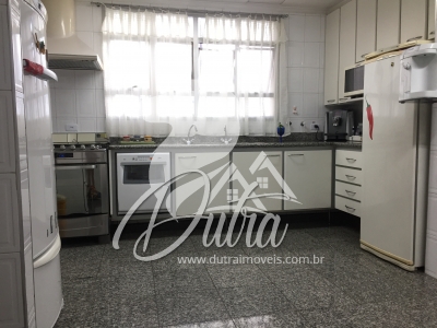 Lucia Vila Nova Conceição 202m² 04 Dormitórios 01 Suítes 2 Vagas