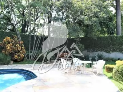 Padrão Brooklin 907m² 04 Dormitórios 04 Suítes 8 Vagas