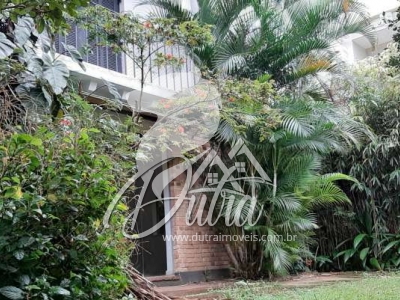 Casa jardim Europa 340m² 3 Suítes 4 Vagas