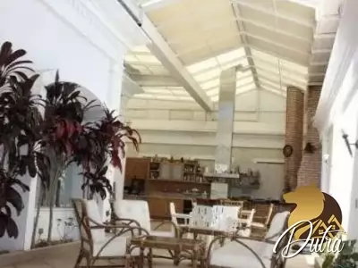 Padrão Jardim Paulista 800m² 04 Dormitórios 03 Suítes 10 Vagas