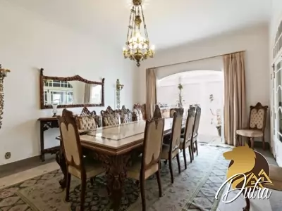 Padrão Jardim Paulista 800m² 04 Dormitórios 03 Suítes 10 Vagas