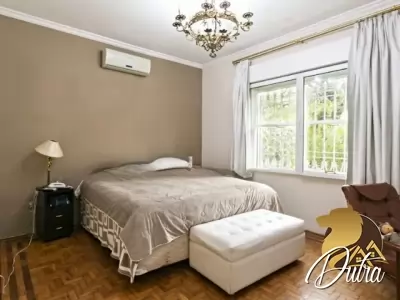 Padrão Jardim Paulista 800m² 04 Dormitórios 03 Suítes 10 Vagas