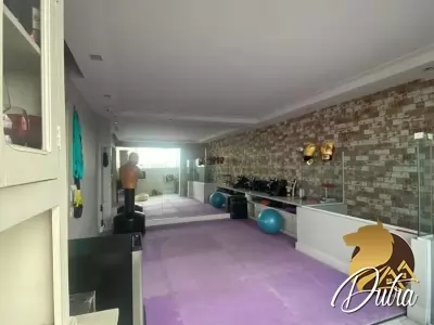 Edifício Prince de Lyon Moema pássaros 180m² 03 Dormitórios 02 Suítes 3 Vagas