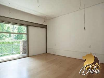 Padrão Jardim Europa 685m² 04 Dormitórios 04 Suítes 4 Vagas