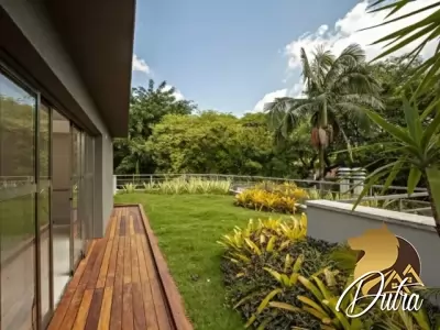 Padrão Jardim Europa 679m² 04 Dormitórios 04 Suítes 4 Vagas