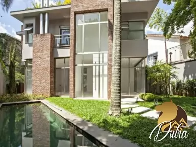 Padrão Jardim Europa 679m² 04 Dormitórios 04 Suítes 4 Vagas