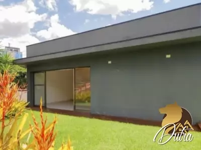 Padrão Jardim Europa 679m² 04 Dormitórios 04 Suítes 4 Vagas