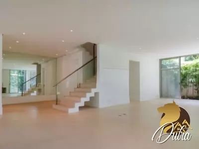 Padrão Jardim Europa 679m² 04 Dormitórios 04 Suítes 4 Vagas