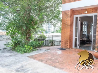 Padrão Cidade Jardim 296m² 03 Dormitórios 02 Suítes 3 Vagas