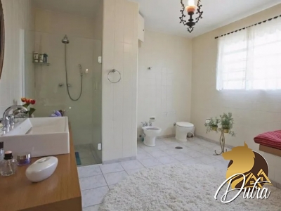Padrão Jardim Paulista 390m² 04 Dormitórios 01 Suítes 6 Vagas
