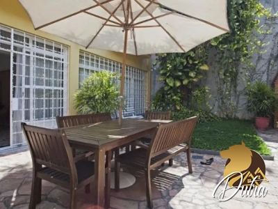 Padrão Jardim Paulista 390m² 04 Dormitórios 01 Suítes 6 Vagas