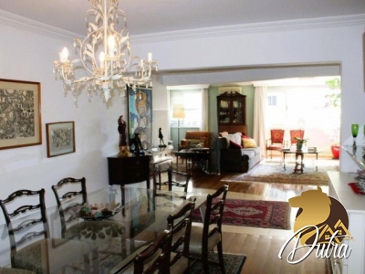 Padrão Jardim Paulista 390m² 04 Dormitórios 01 Suítes 6 Vagas
