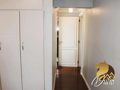 Padrão Jardim Paulista 390m² 04 Dormitórios 01 Suítes 6 Vagas
