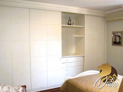 Padrão Jardim Paulista 390m² 04 Dormitórios 01 Suítes 6 Vagas