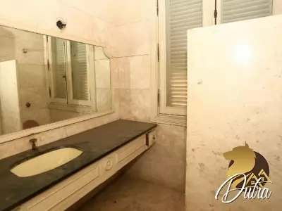 Padrão Cidade Jardim 900m² 04 Dormitórios 04 Suítes 4 Vagas