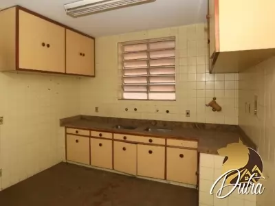 Padrão Cidade Jardim 900m² 04 Dormitórios 04 Suítes 4 Vagas