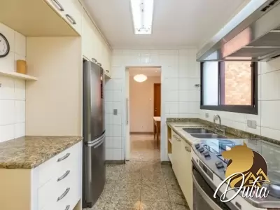 Auguste Rodin Vila Uberabinha 220m² 04 Dormitórios 03 Suítes 4 Vagas