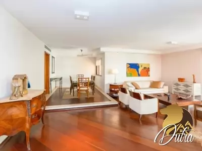 Auguste Rodin Vila Uberabinha 220m² 04 Dormitórios 03 Suítes 4 Vagas