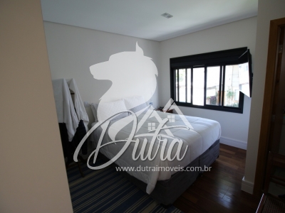 Casa de Vila Itaim bibi Vila Nova Conceição 130m² 02 Dormitórios 02 Suítes 2 Vagas