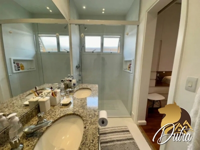 Saint James Special Houses Campo Belo 223m² 04 Dormitórios 04 Suítes 5 Vagas