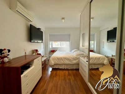 Saint James Special Houses Campo Belo 223m² 04 Dormitórios 04 Suítes 5 Vagas