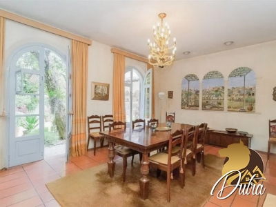 Padrão Jardim Europa 686m² 09 Dormitórios 02 Suítes 6 Vagas