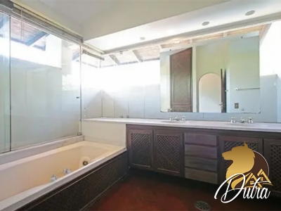 Casa Jardim marajoara Jardim Marajoara 450m² 03 Dormitórios 03 Suítes 6 Vagas