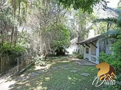 Casa Jardim marajoara Jardim Marajoara 450m² 03 Dormitórios 03 Suítes 6 Vagas