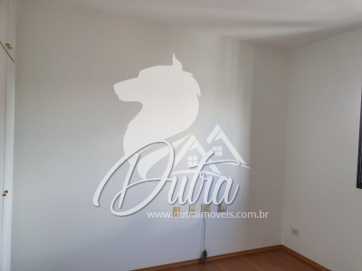 Principado de Mônaco Moema Pássaros 240m² 4 Dormitórios 2 Suítes 4 Vagas