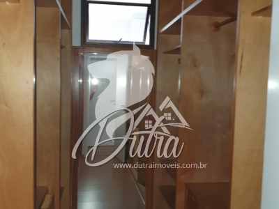 Principado de Mônaco Moema Pássaros 240m² 4 Dormitórios 2 Suítes 4 Vagas