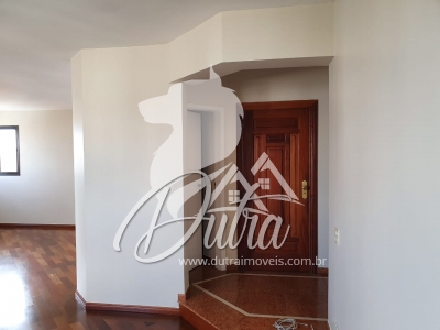Principado de Mônaco Moema Pássaros 240m² 4 Dormitórios 2 Suítes 4 Vagas