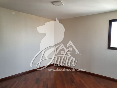 Principado de Mônaco Moema Pássaros 240m² 4 Dormitórios 2 Suítes 4 Vagas