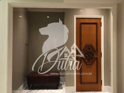 Casa Jardim América 740m² 4 Suítes 6 Vagas