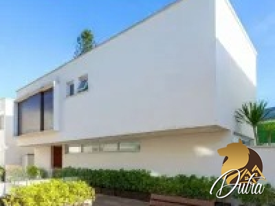 Casa de Condomínio Brooklin 360m² 04 Dormitórios 04 Suítes 4 Vagas