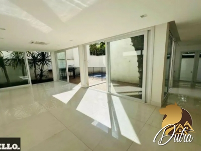 Casa de Condomínio Brooklin 360m² 04 Dormitórios 04 Suítes 4 Vagas