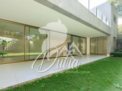 Casa Jardim Paulista 542m² 4 Suítes 6 Vagas