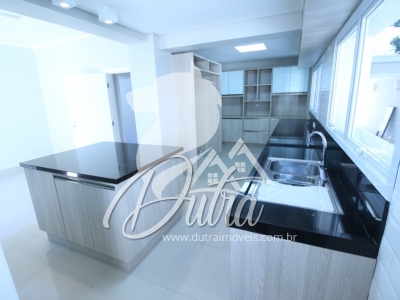 Casa Jardim Paulista 360m² 4 Dormitórios 3 Suíte 8 Vagas