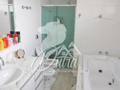 San Marino Indianópolis 220m² 03 Dormitórios 03 Suítes 4 Vagas
