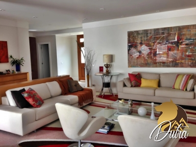 Casa de Condomínio Jardim Cordeiro 440m² 04 Dormitórios 04 Suítes 4 Vagas