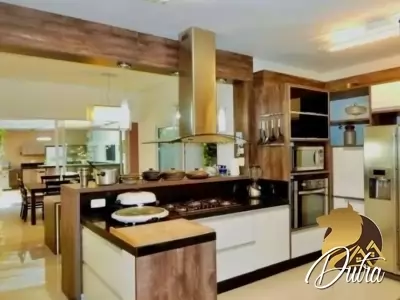 Casa de Condomínio Jardim Cordeiro 512m² 04 Dormitórios 04 Suítes 7 Vagas