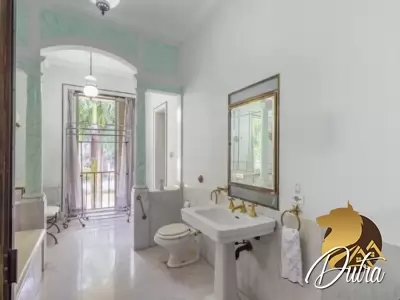 Padrão Jardim América 1200m² 05 Dormitórios 05 Suítes 20 Vagas