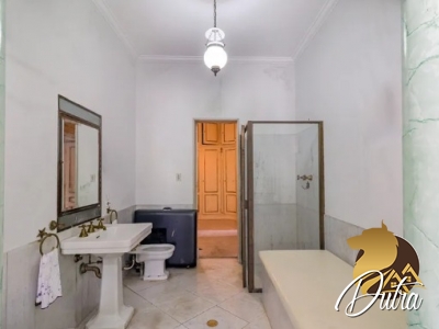 Padrão Jardim América 1200m² 05 Dormitórios 05 Suítes 20 Vagas