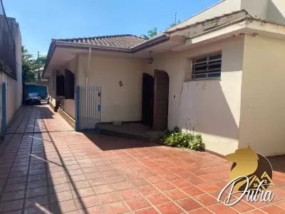 Padrão Jardim América 523m² 04 Dormitórios 02 Suítes 10 Vagas