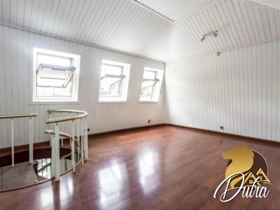 Padrão Jardim Luzitânia 350m² 03 Dormitórios 03 Suítes 4 Vagas