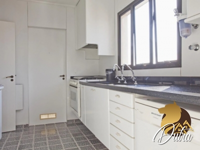 Athenas Moema 400m² 04 Dormitórios 03 Suítes 3 Vagas